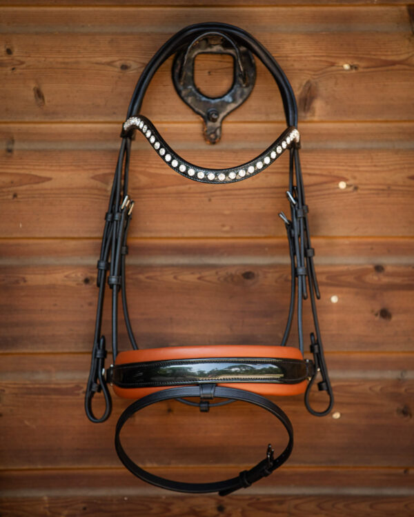 tess-products-tess-bridle-trens-black-chestnut-wide-hoofdstel-paard